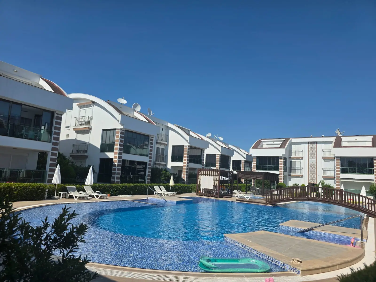 2-bedroom apartment with swimming pool in Evrenseki, Side, Turkey
